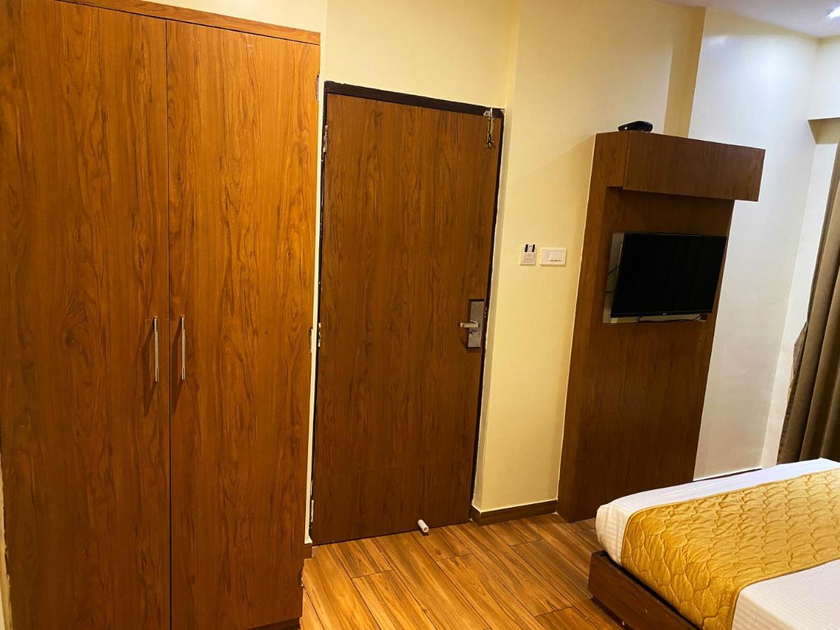 Hotel Pearl'S Bkc Inn- Near Trade Centre, Visa Consulate Bombay Eksteriør billede